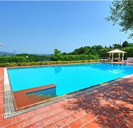 3 bedroom villa with pool and tennis court near Florence, sleeps 6